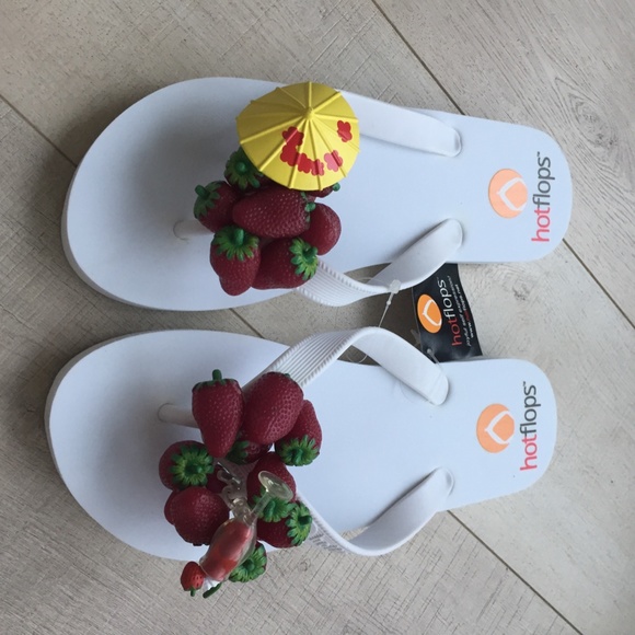 Hotflops Strawberry Daiquiri white sole 2.5cm size M (original) 2/$35 - Picture 2 of 8